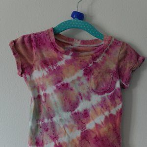Tie Dye: T shirt